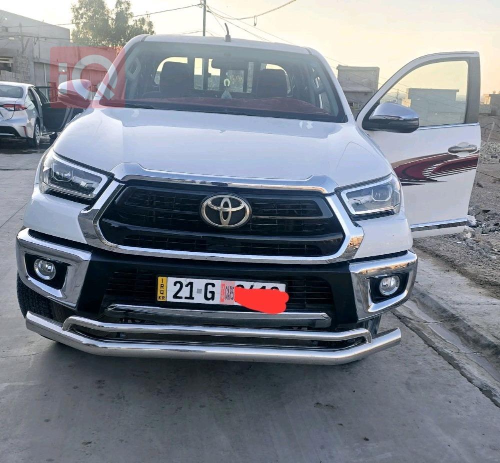 Toyota Hilux
